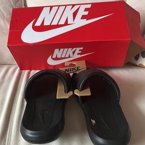 Nike Black Slides Men’s Size 10